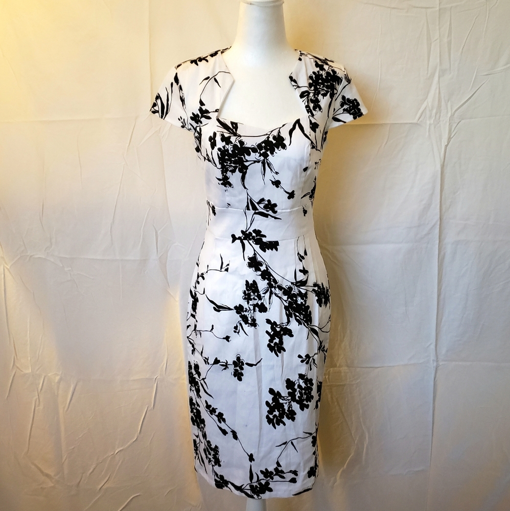 NWT!! SIZE SMALL BLACK/WHITE GRACE KARIN DRESS